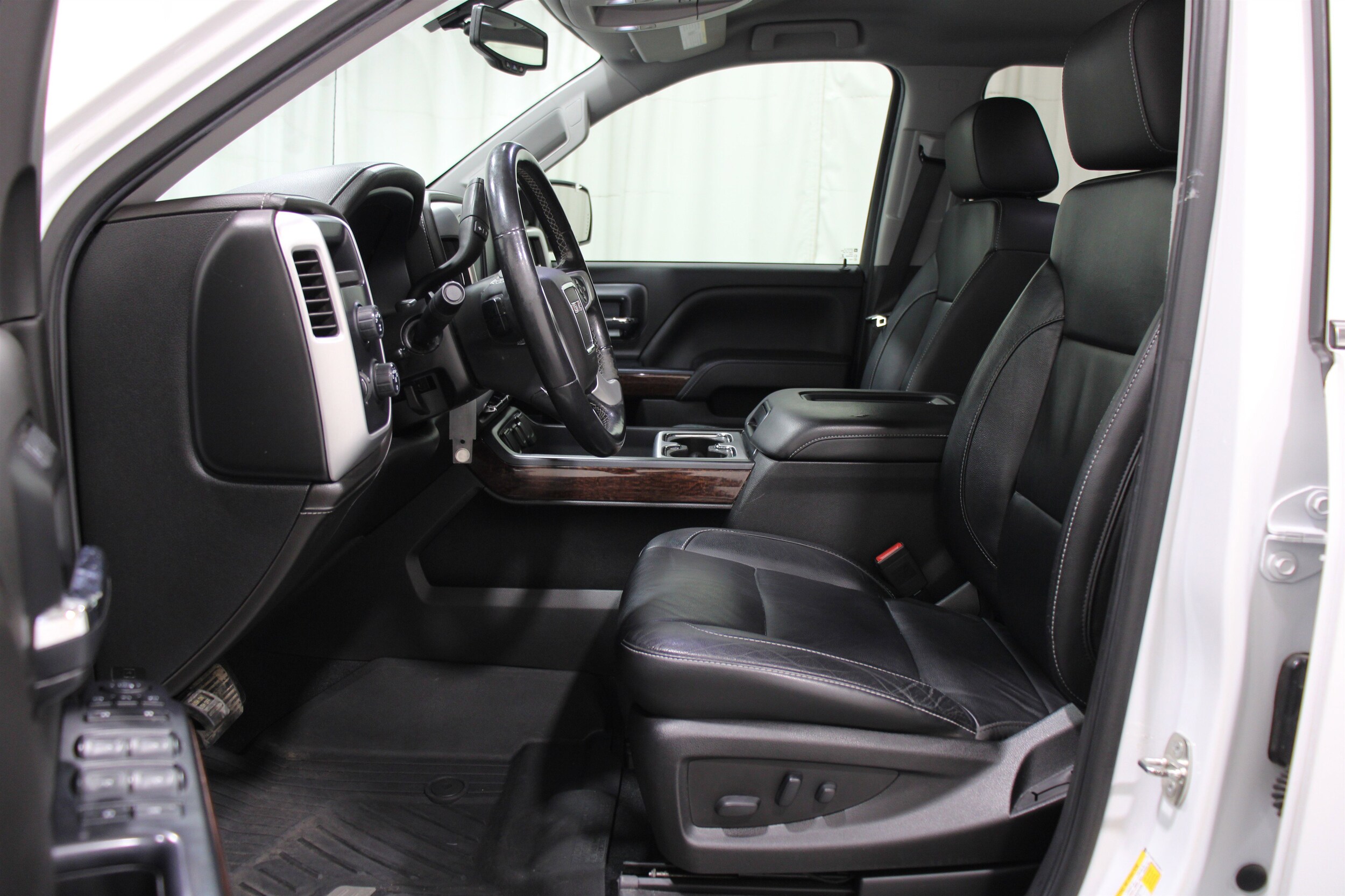 2018 Gmc Sierra 1500 SLT photo 3