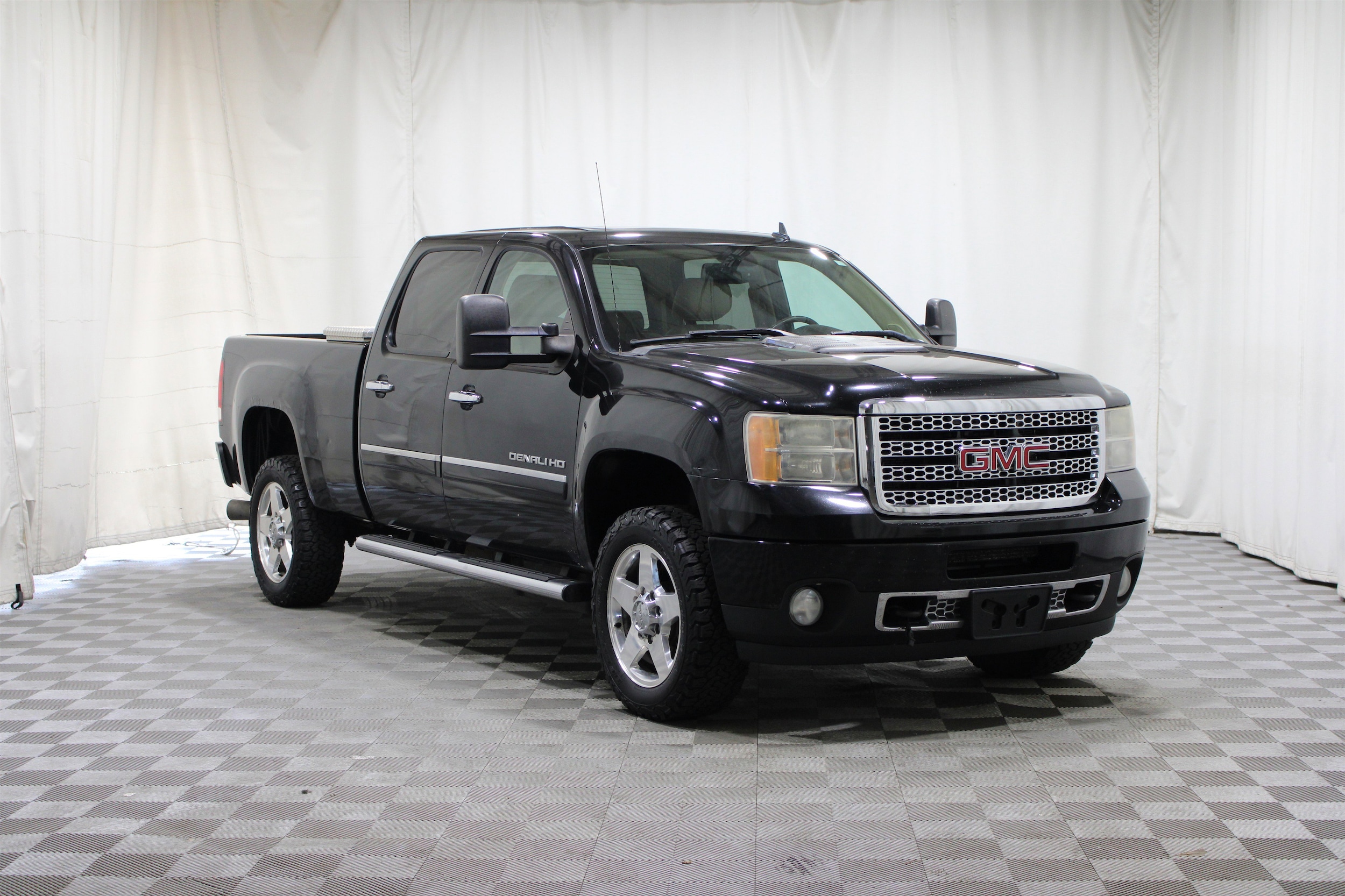 2012 GMC Sierra 4WD Crew Cab Standard Box's photo