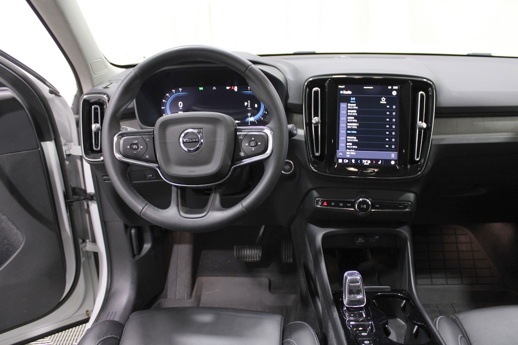 Used 2023 Volvo XC40 Plus Dark Theme SUV