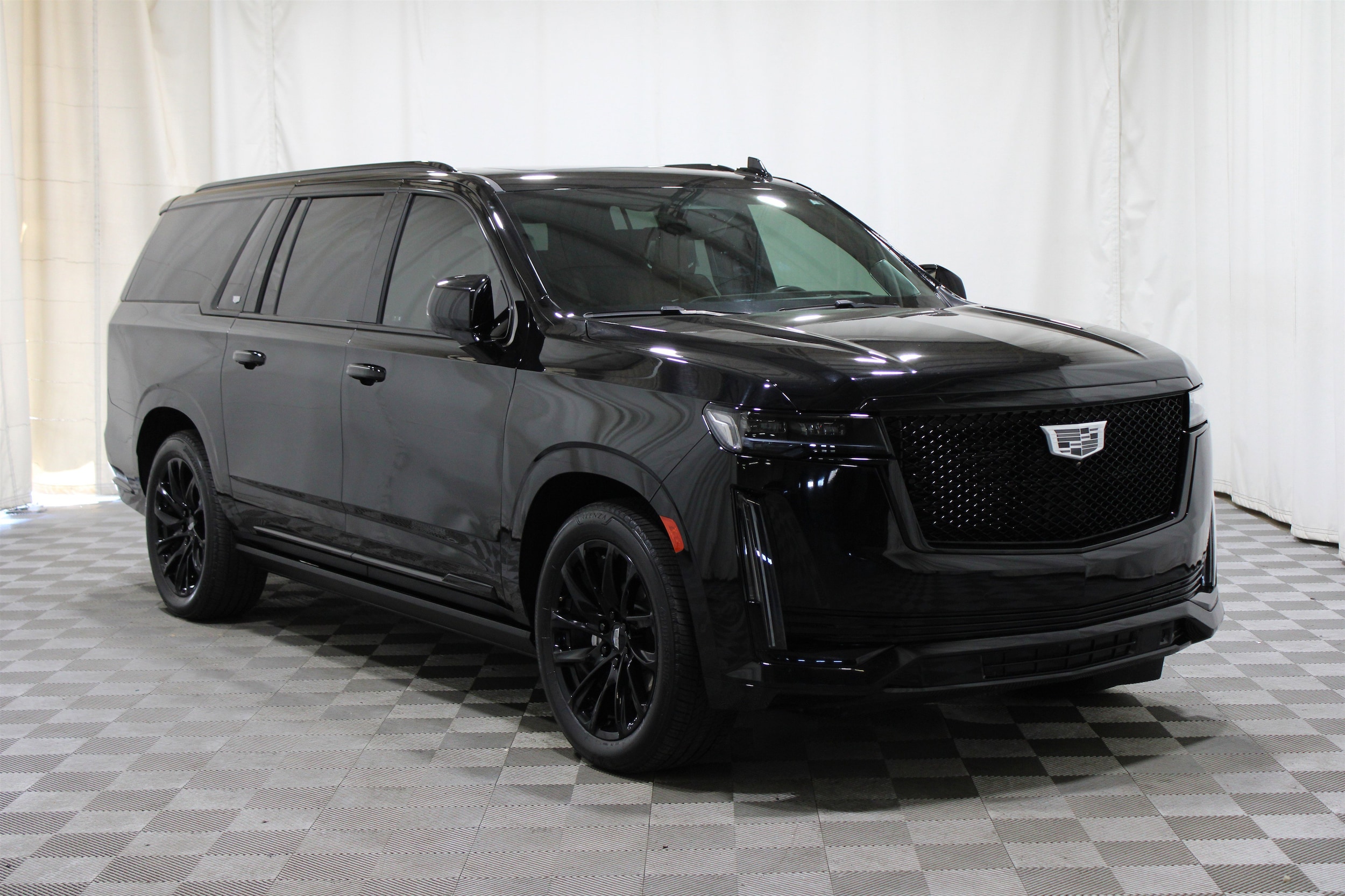 2023 Cadillac Escalade ESV Sport's photo