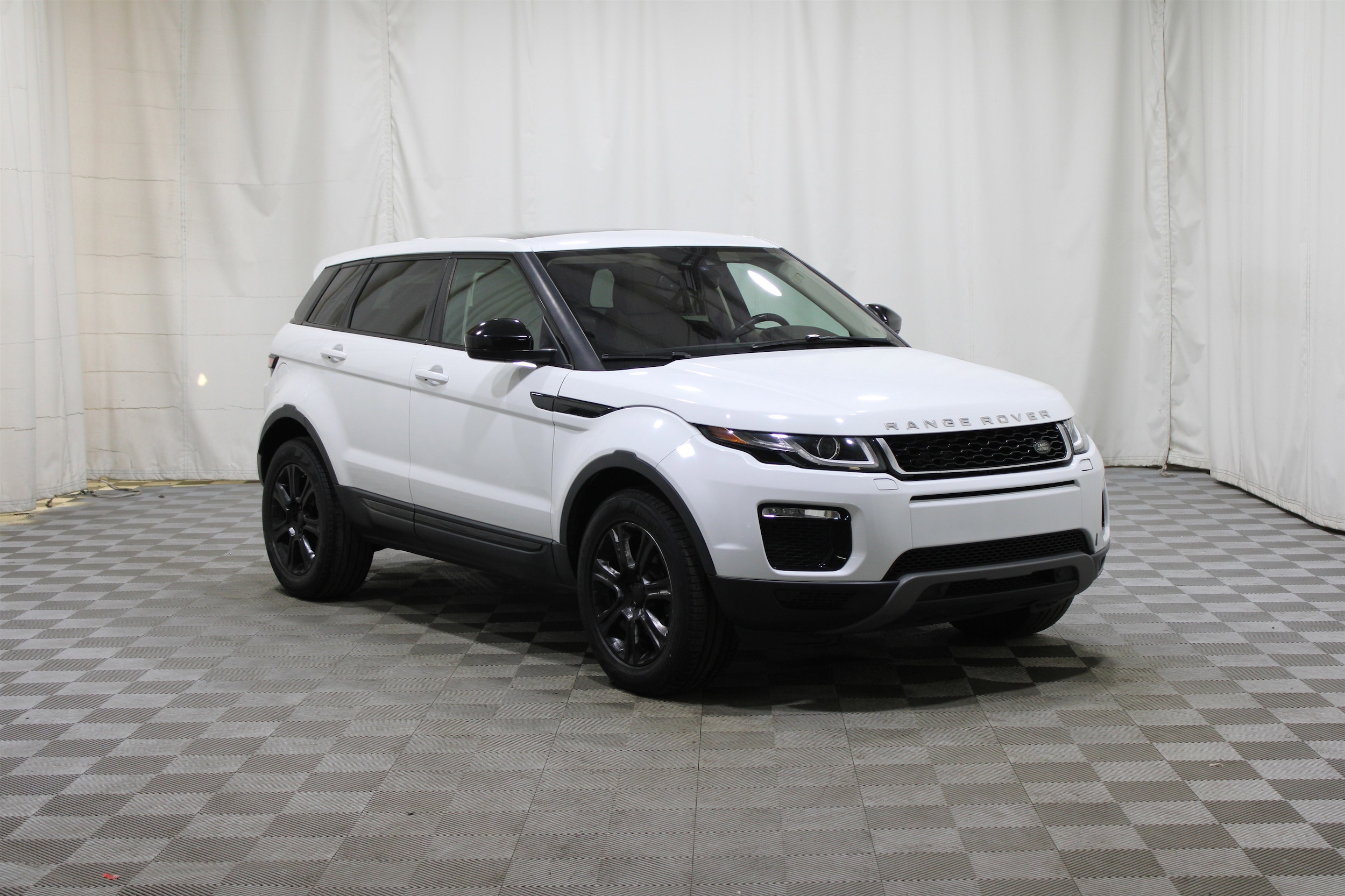 2018 Land Rover Range Rover Evoque SE