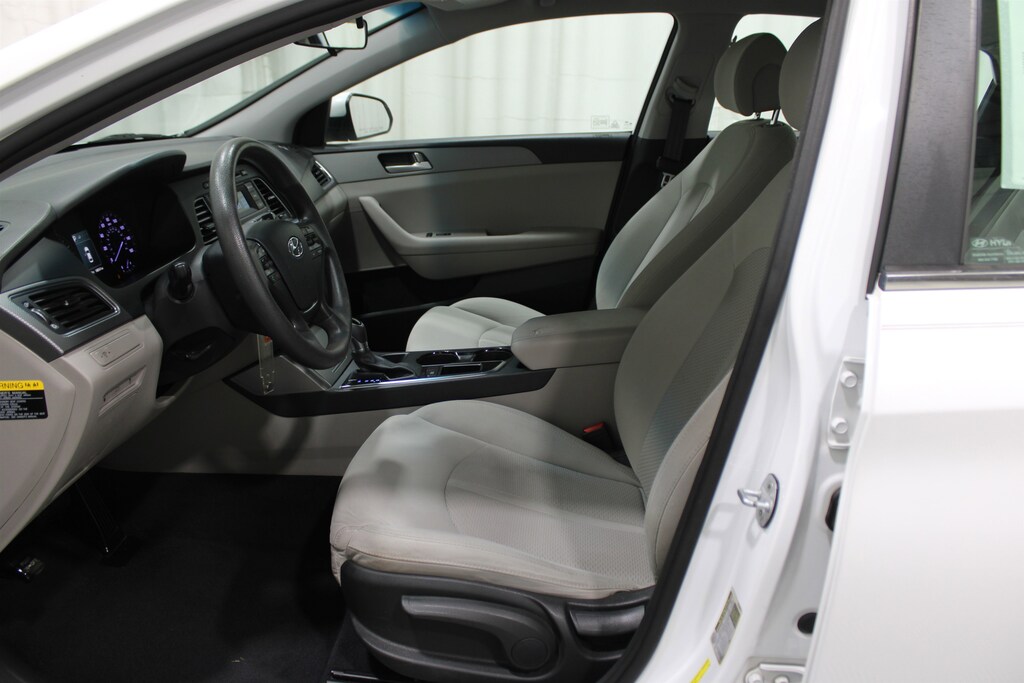Used 2015 Hyundai Sonata 2.4L SE Sedan