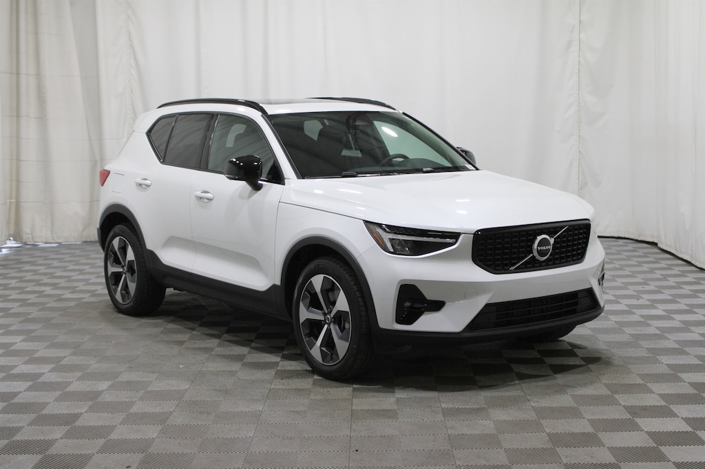 Used 2023 Volvo XC40 Plus Dark Theme SUV