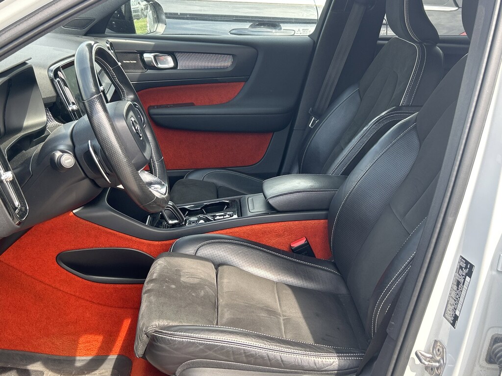 Used 2019 Volvo XC40 R-Design SUV