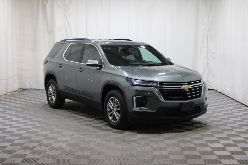 Used 2023 Chevrolet Traverse LT Cloth SUV