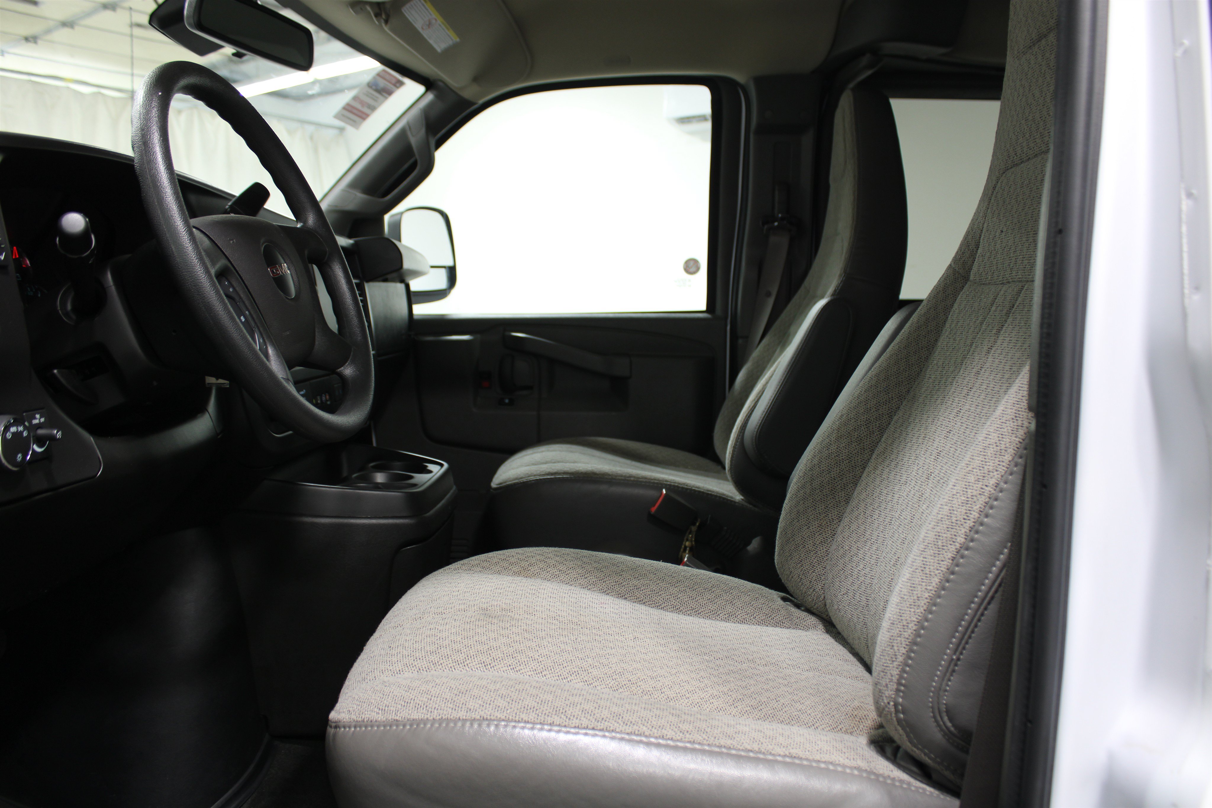 Used 2025 GMC Savana 3500 LT Van Extended Passenger Van