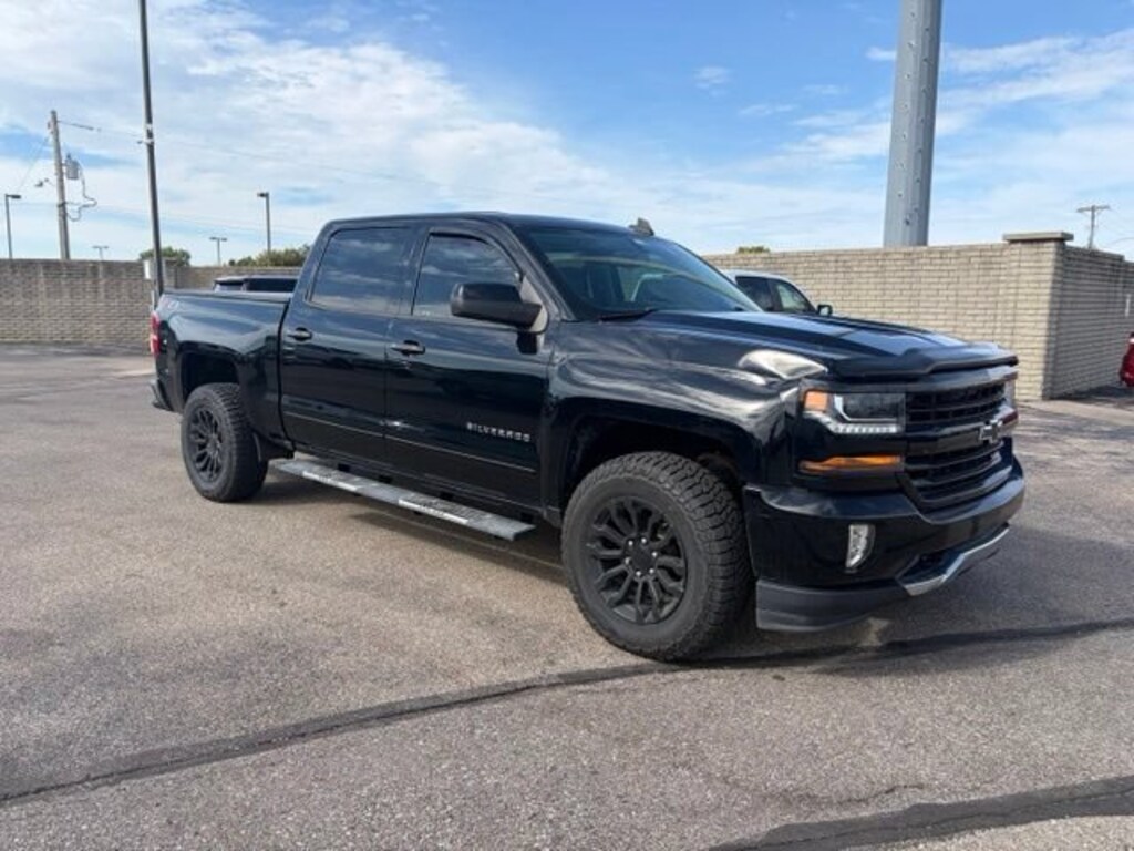Used 2018 Chevrolet Silverado 1500 LT Truck Crew Cab