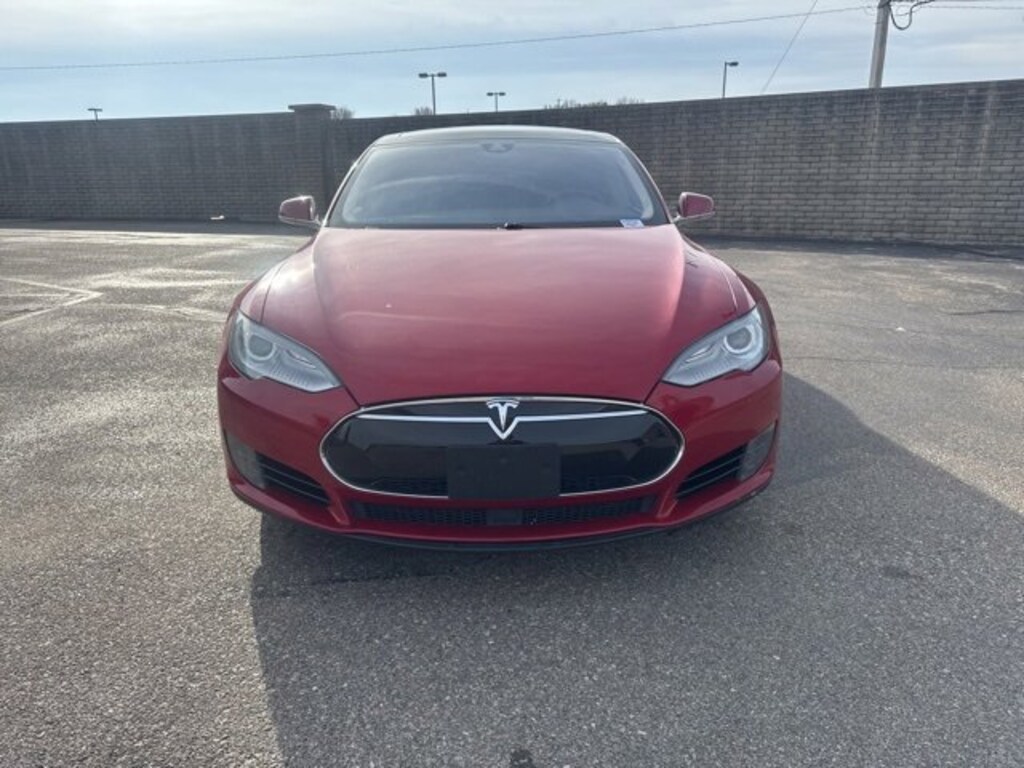 Used 2015 Tesla Model S 60 kWh Battery Sedan