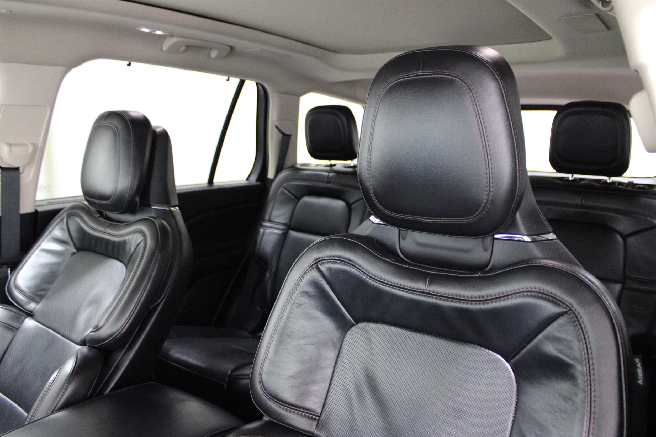 2022 Lincoln Aviator Reserve photo 4