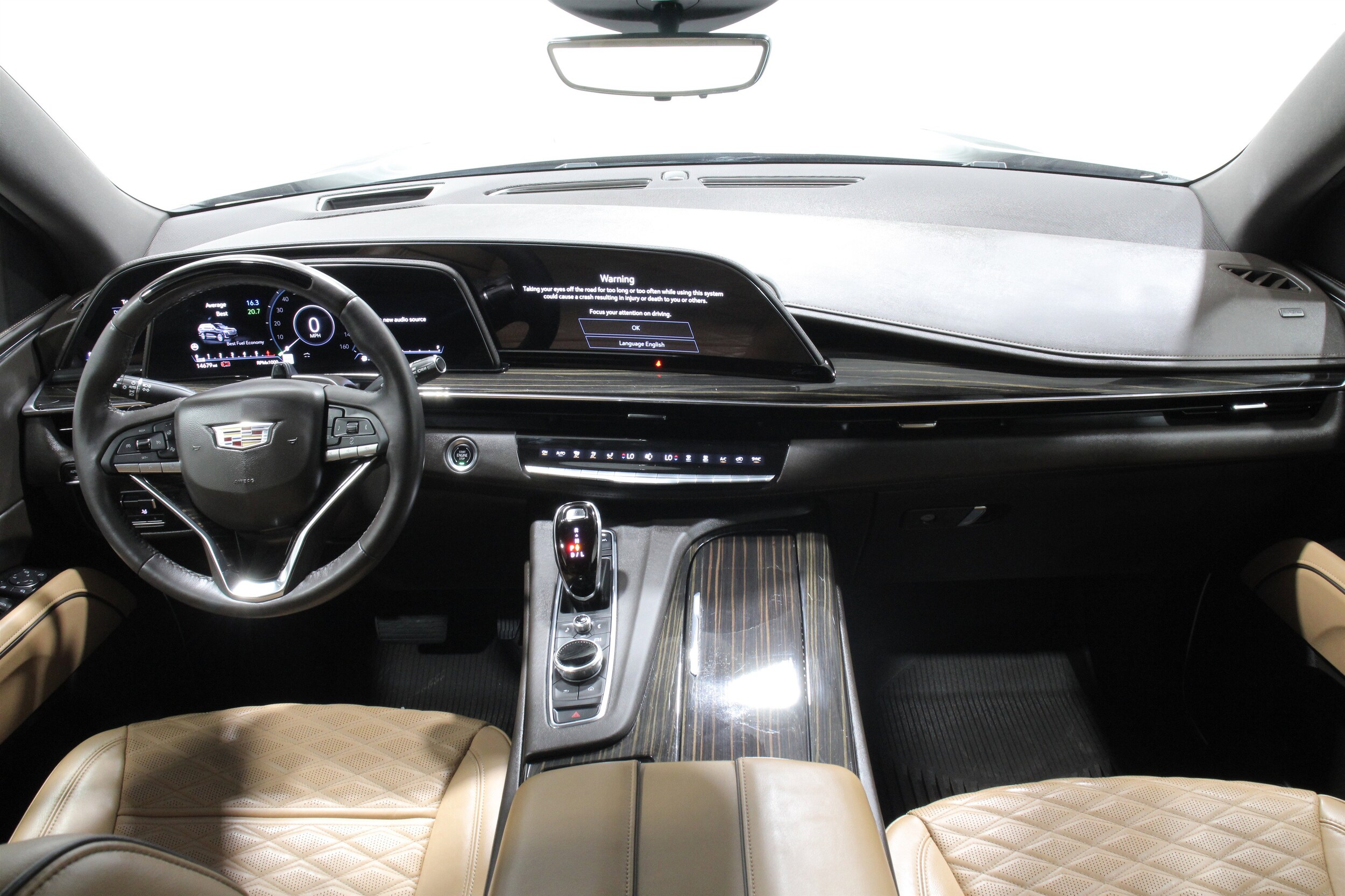 2024 Cadillac Escalade Sport photo 2