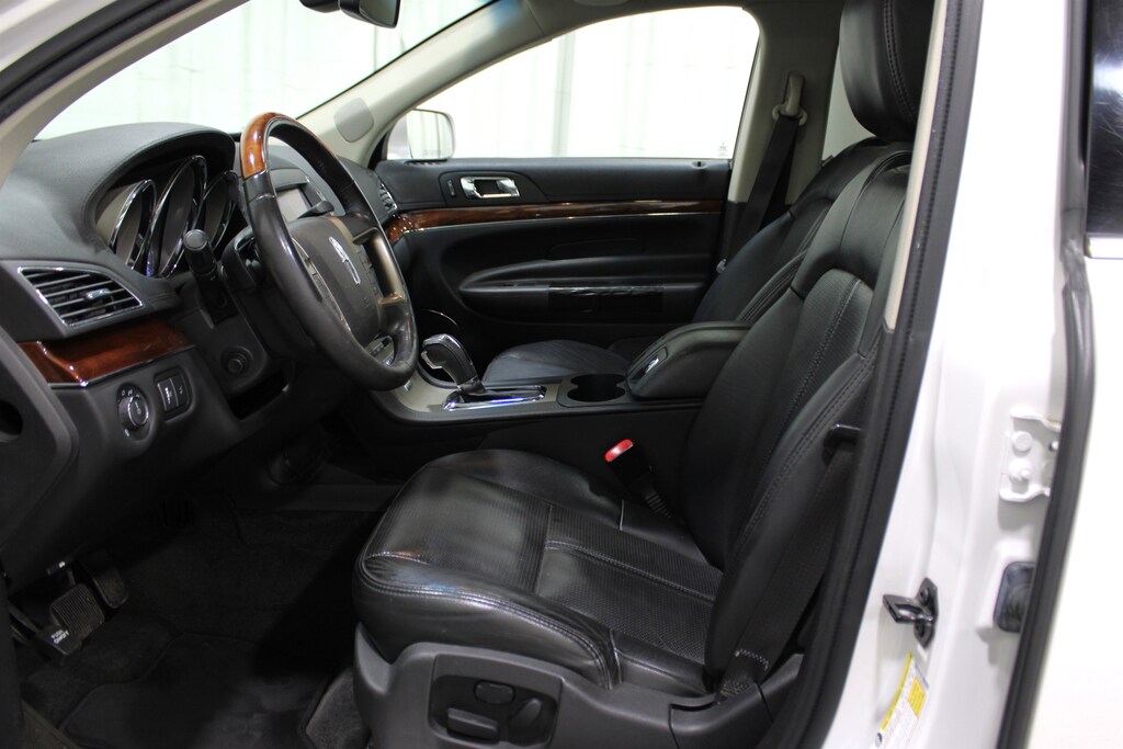 Used 2011 Lincoln MKT SUV