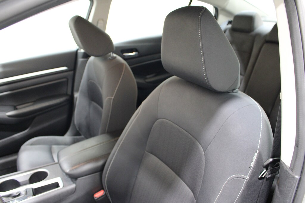 Used 2022 Nissan Altima 2.5 SV Sedan