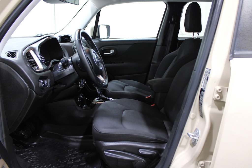 Used 2016 Jeep Renegade Latitude SUV