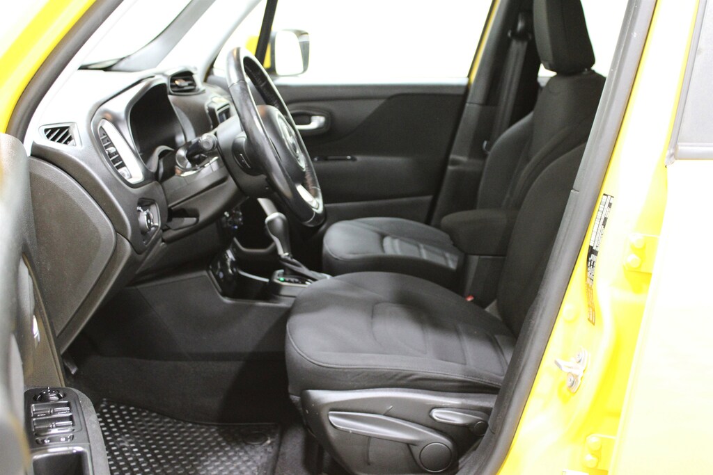 Used 2018 Jeep Renegade Latitude SUV