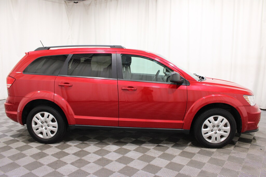 Used 2018 Dodge Journey SE SUV