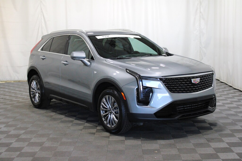Certified 2025 Cadillac XT4 FWD Premium Luxury SUV
