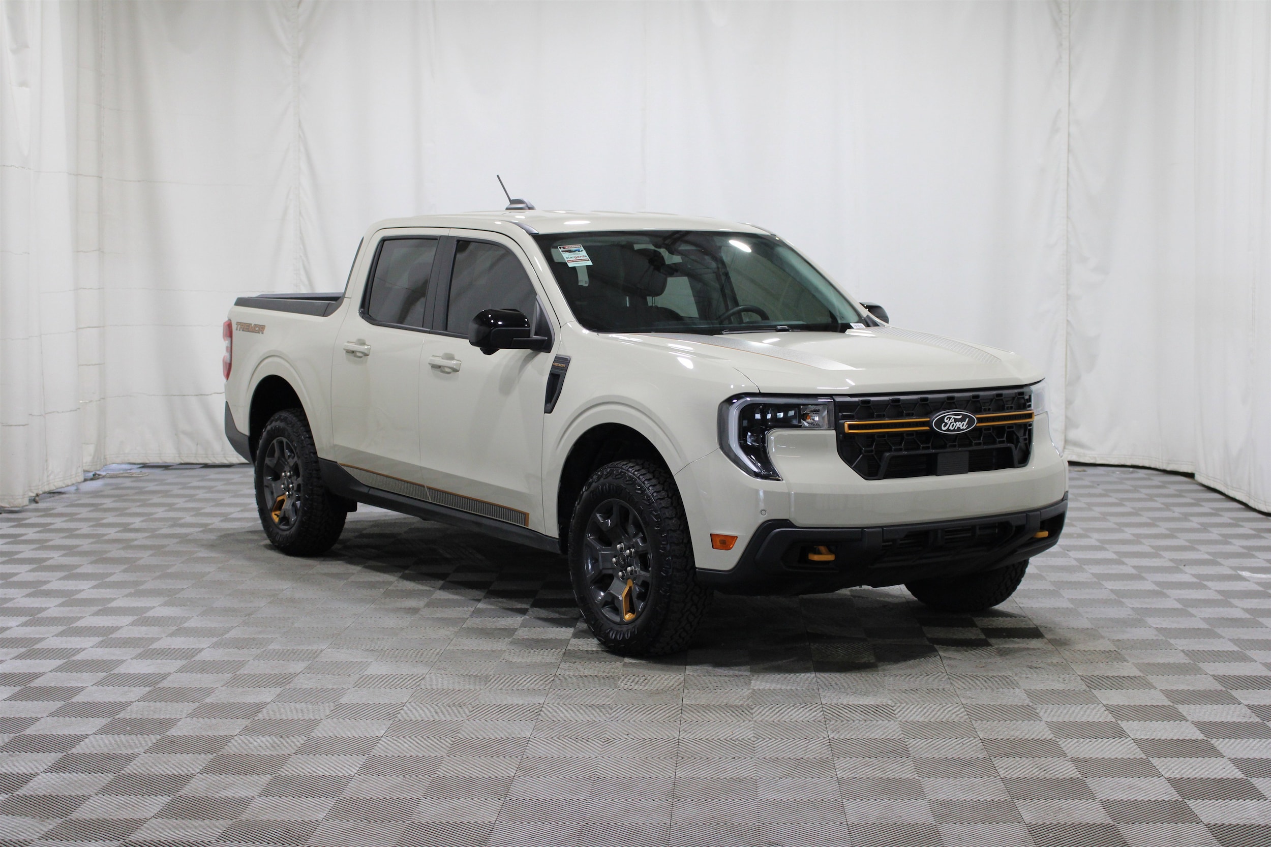 2025 Ford Maverick Tremor - Photo 1