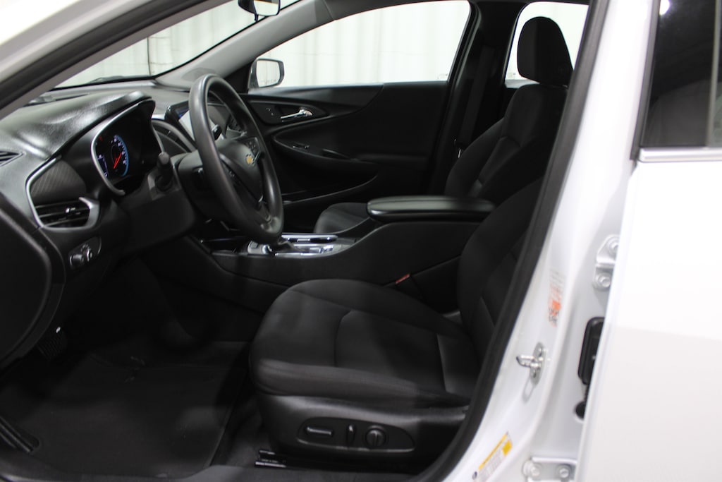 Used 2023 Chevrolet Malibu LT Sedan