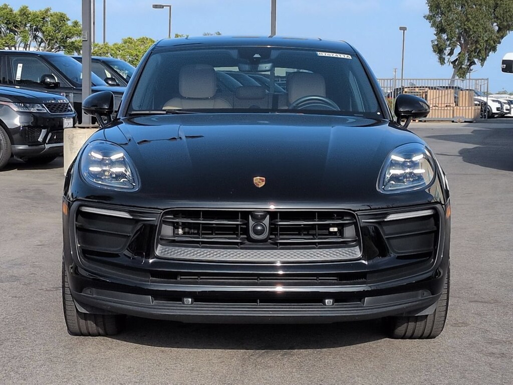 Used 2024 Porsche Macan AWD SUV