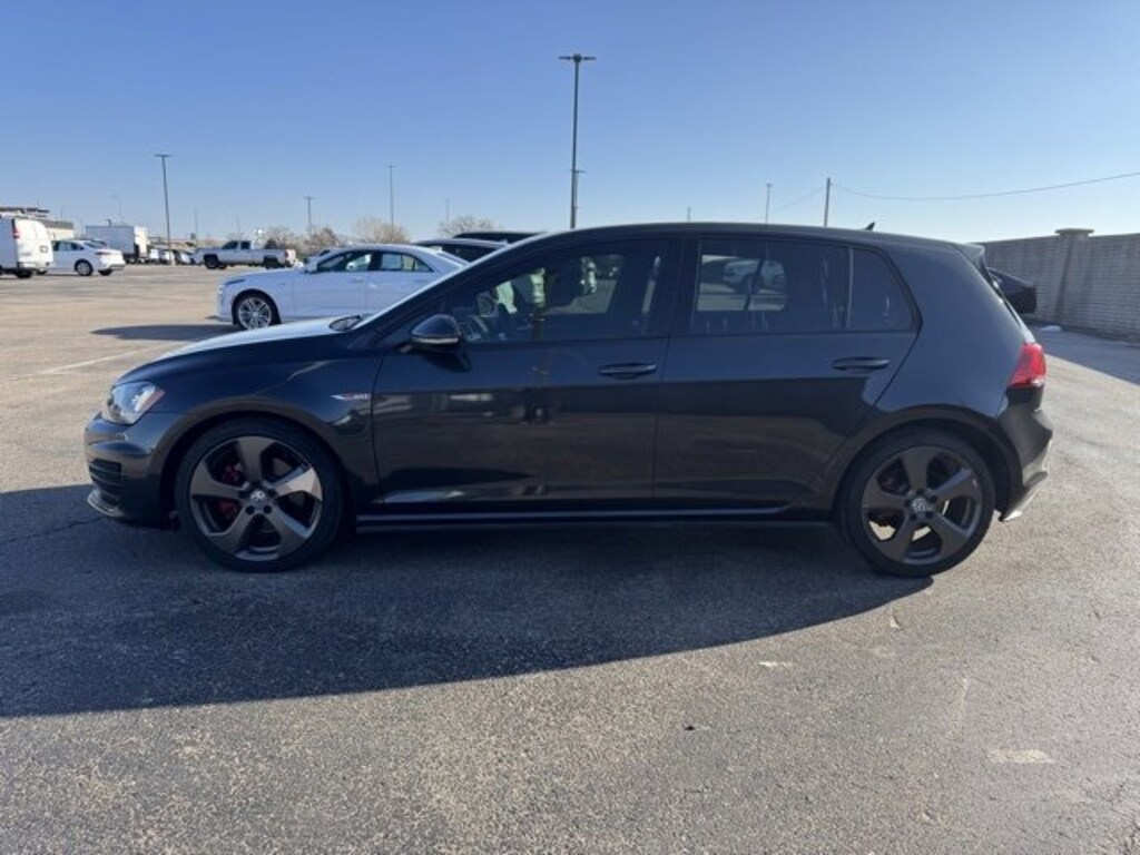 Used 2016 Volkswagen Golf GTI SE Hatchback