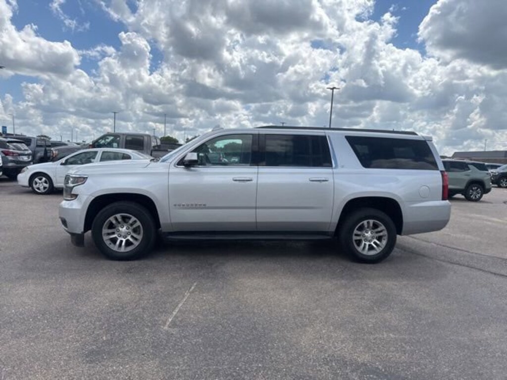 Used 2018 Chevrolet Suburban LT SUV