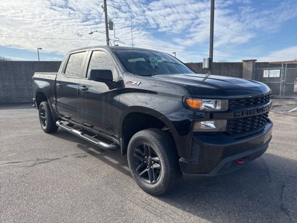 Used 2019 Chevrolet Silverado 1500 Custom Trail Boss Truck Crew Cab