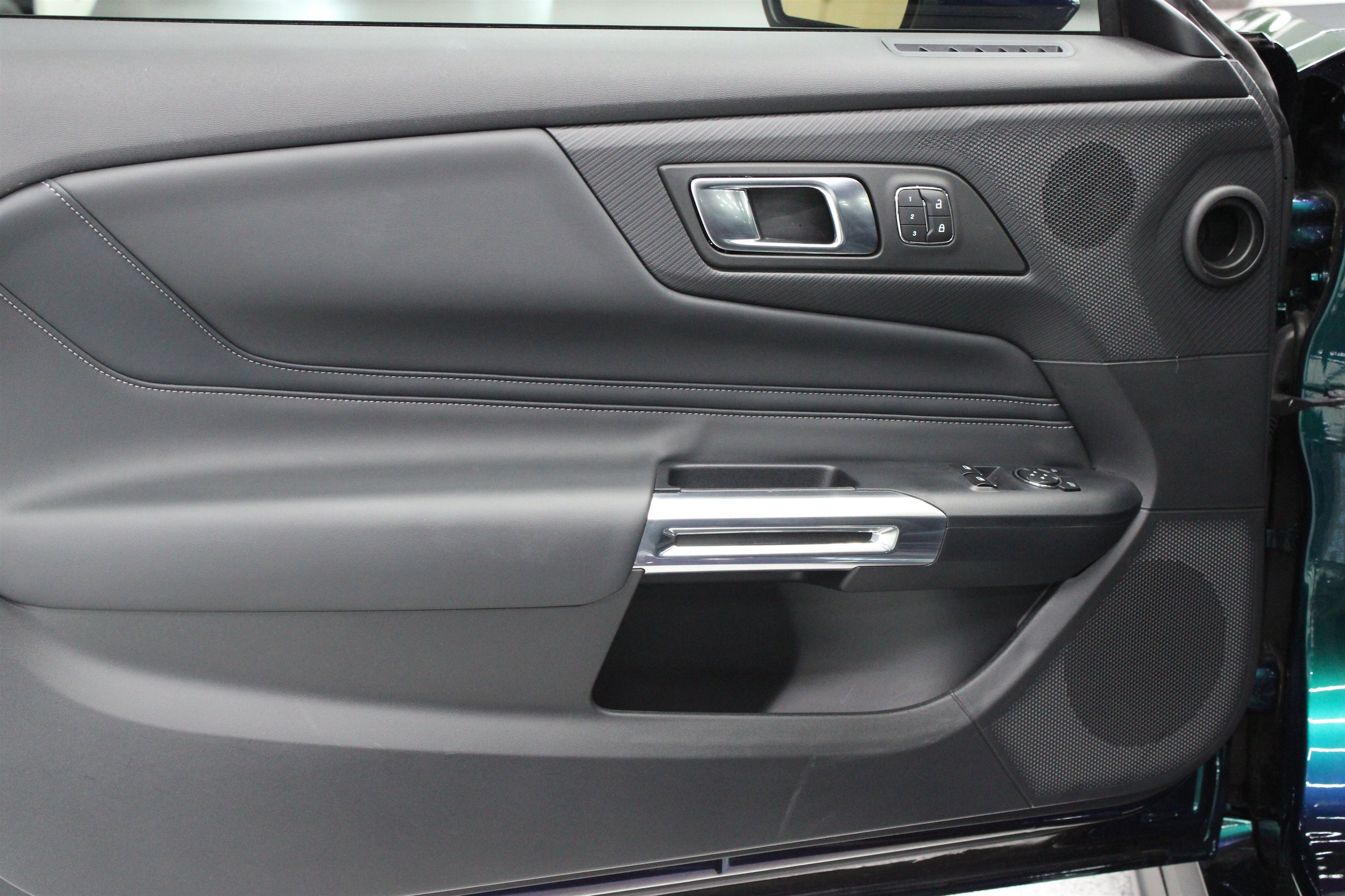2024 Ford Mustang GT Premium - Photo 6