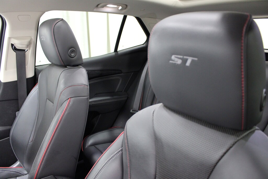 Used 2022 Buick Envision Essence SUV