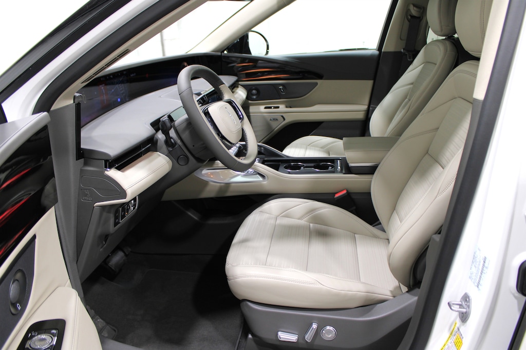 Certified 2025 Lincoln Nautilus Reserve SUV