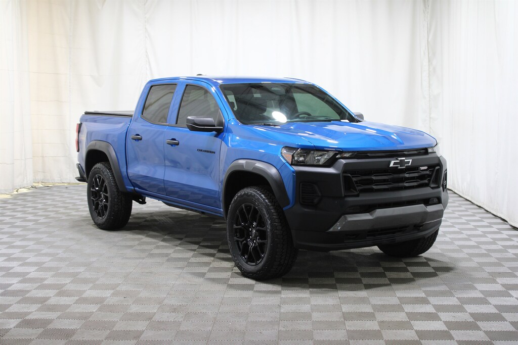 Used 2024 Chevrolet Colorado 4WD Trail Boss Truck Crew Cab