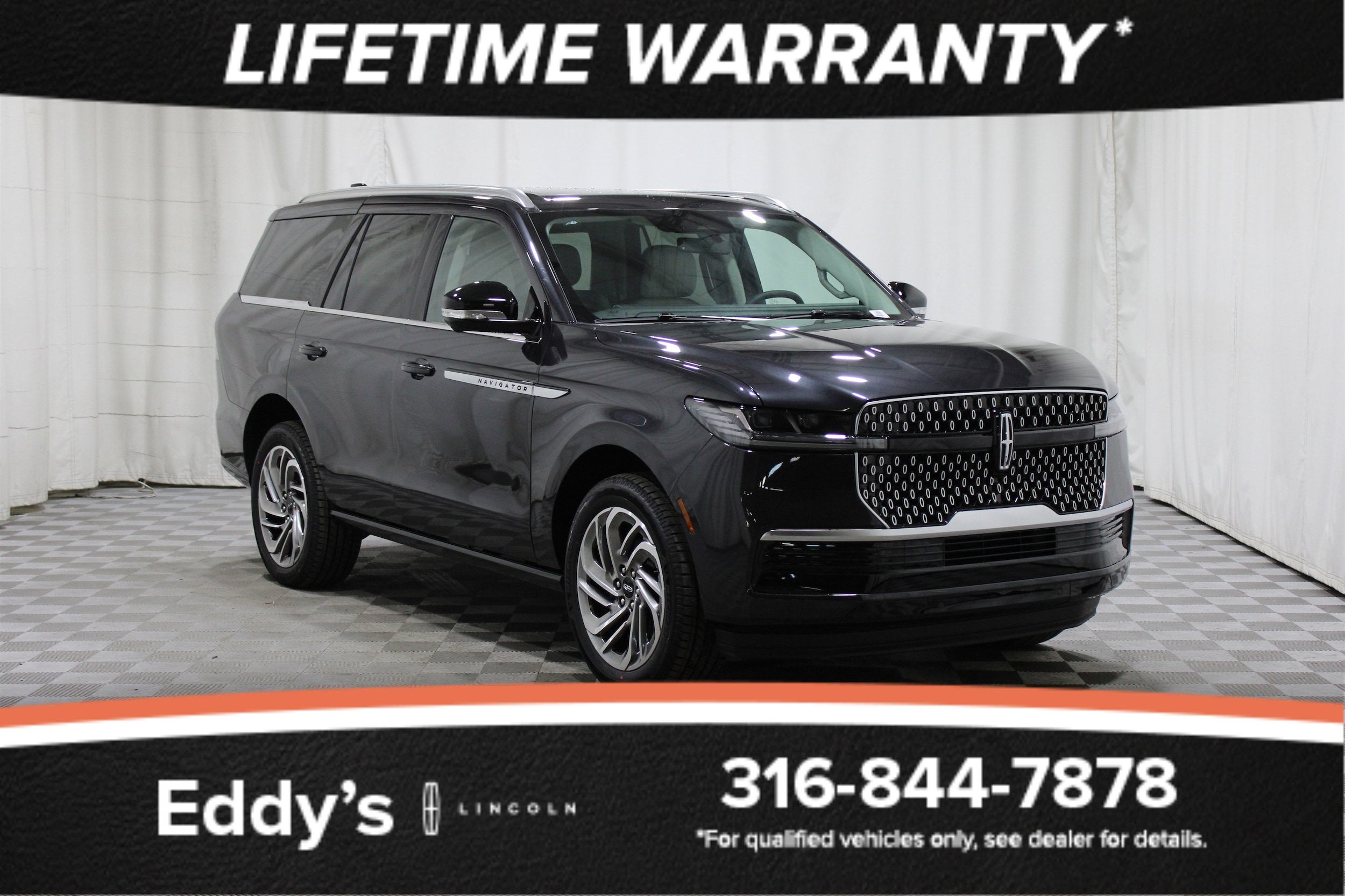 2025 Lincoln Navigator Reserve's photo