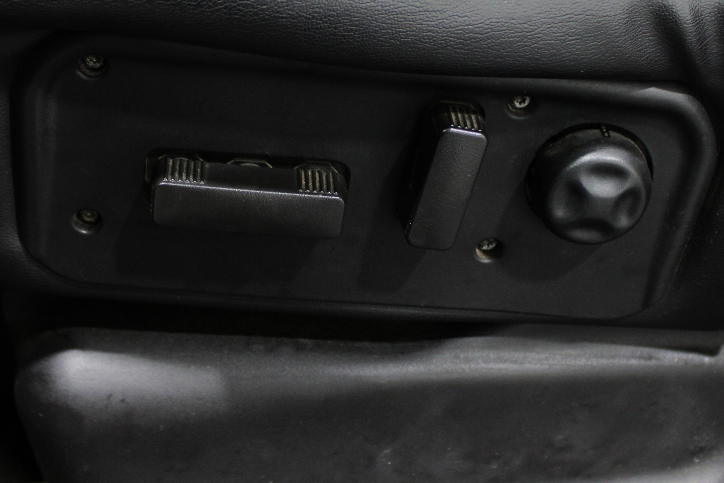 2007 Hummer H2 Base photo 4