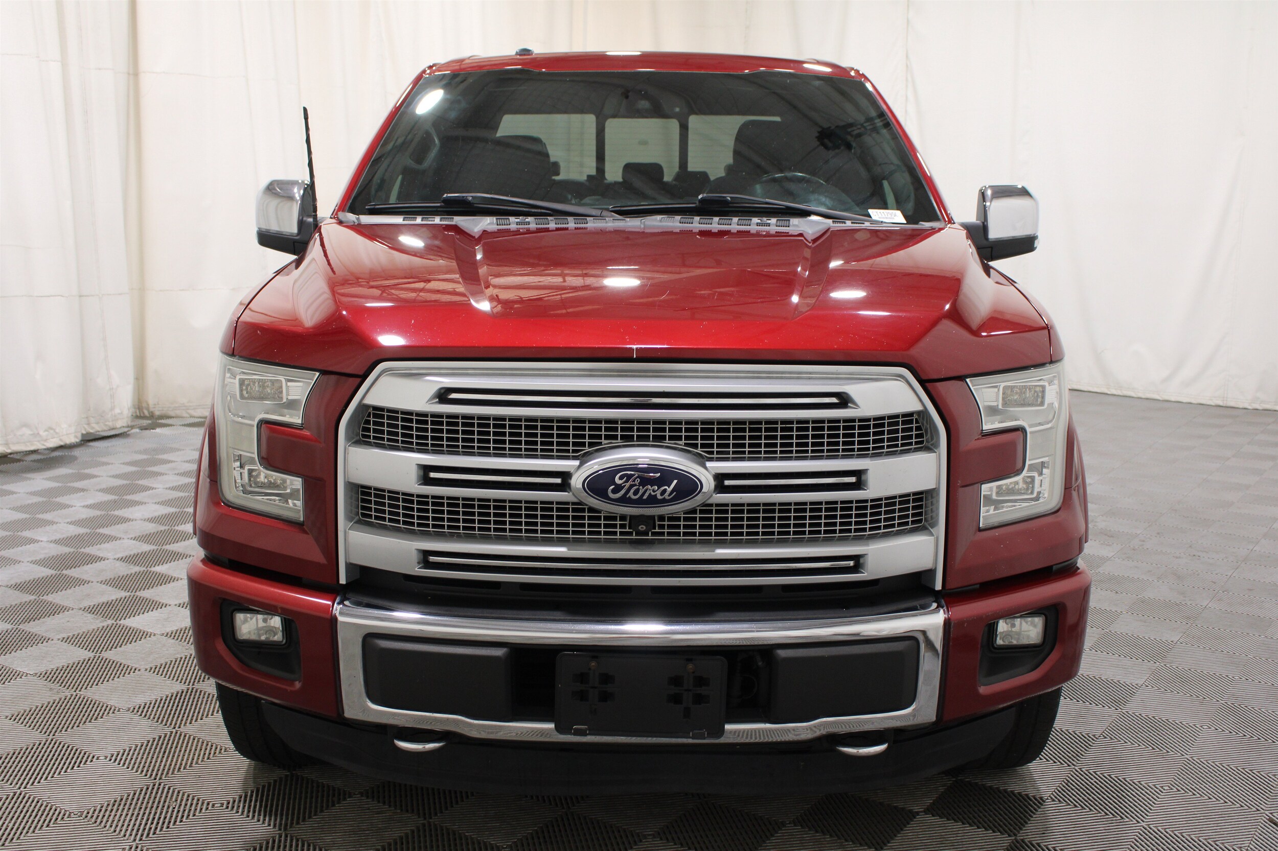 2015 Ford F-150 Platinum - Photo 36