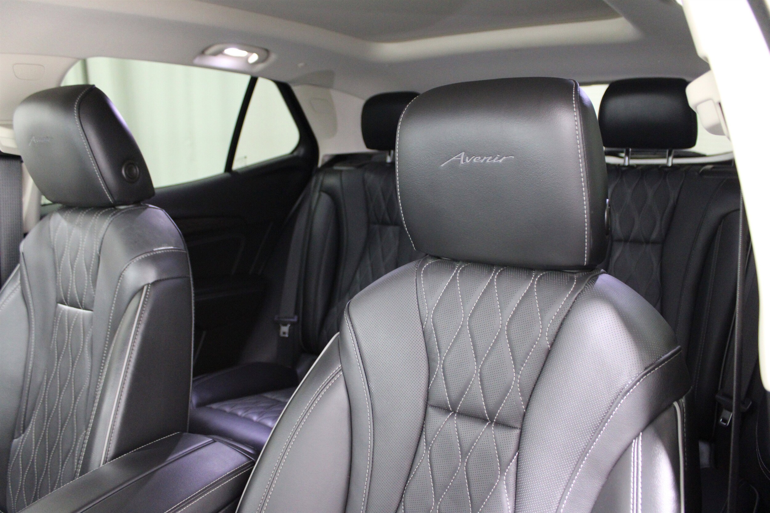 2023 Buick Envision Avenir photo 4