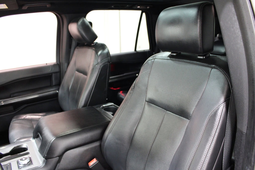 Used 2018 Ford Expedition XLT SUV
