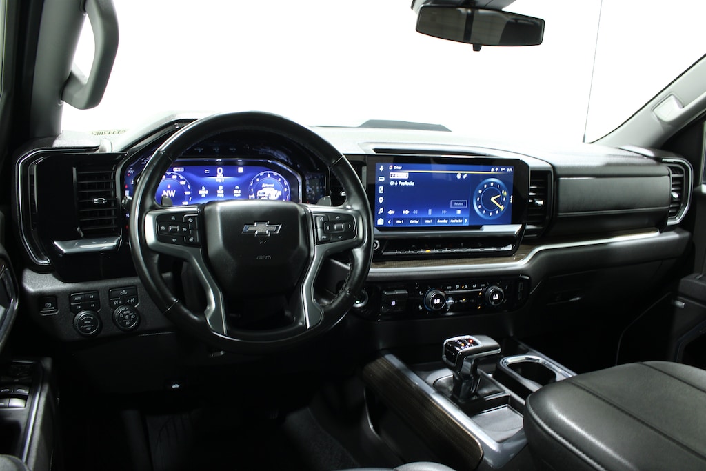 Used 2025 Chevrolet Silverado 1500 LT Trail Boss Truck Crew Cab