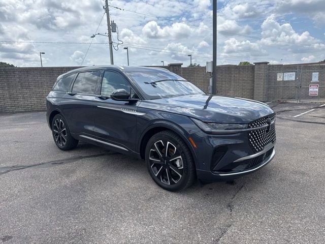 2024 Lincoln Nautilus Reserve AWD's photo