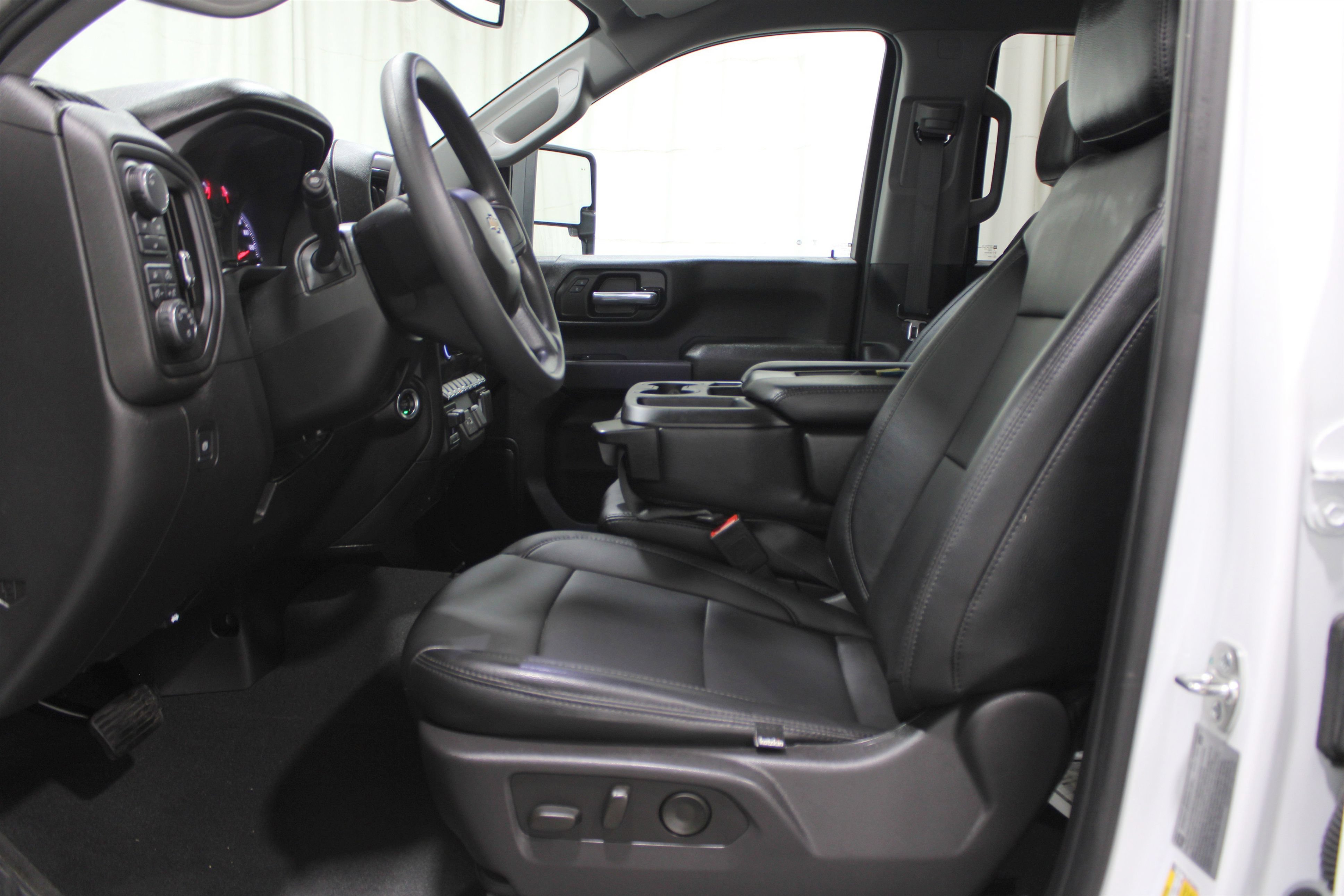 Used 2025 Chevrolet Silverado 2500 HD Custom Truck Crew Cab