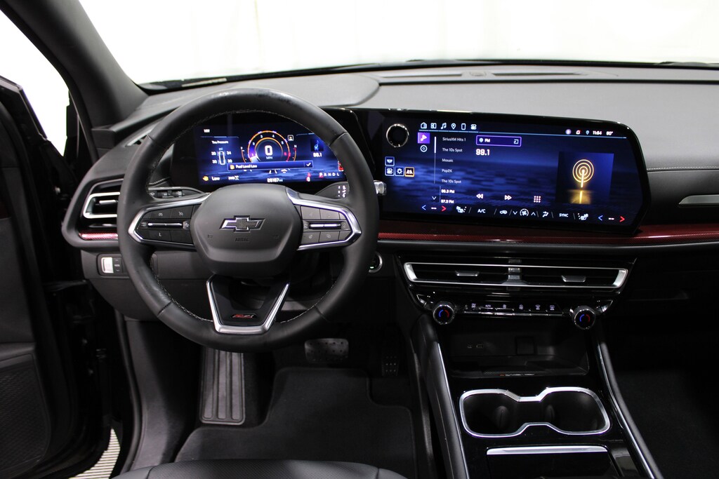 Used 2024 Chevrolet Traverse AWD Z71 SUV