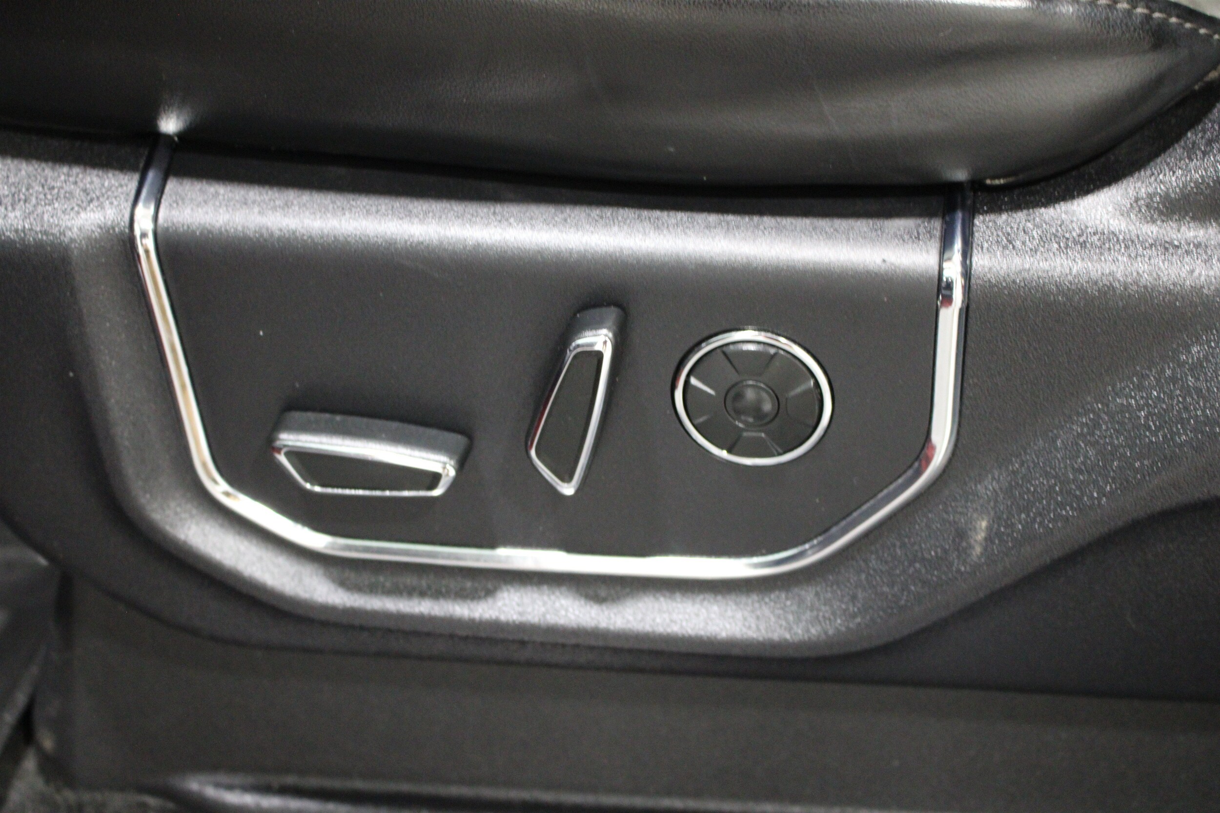 2015 Ford F-150 Platinum - Photo 5