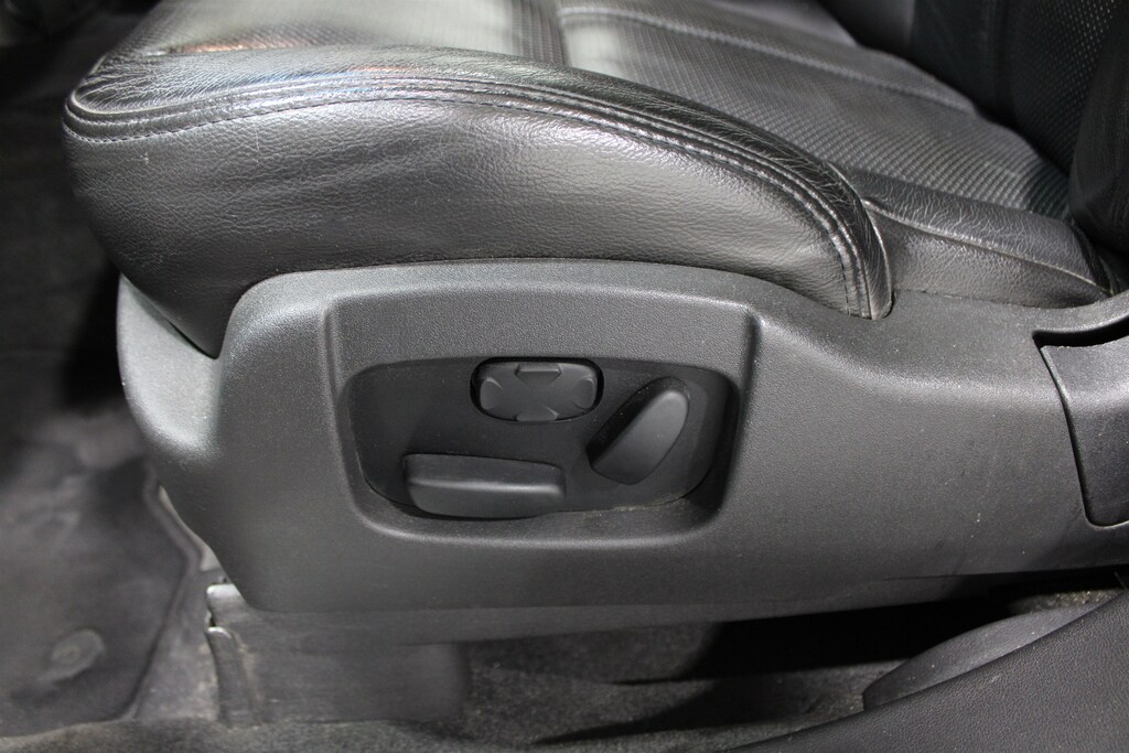 Used 2011 Lincoln MKT SUV