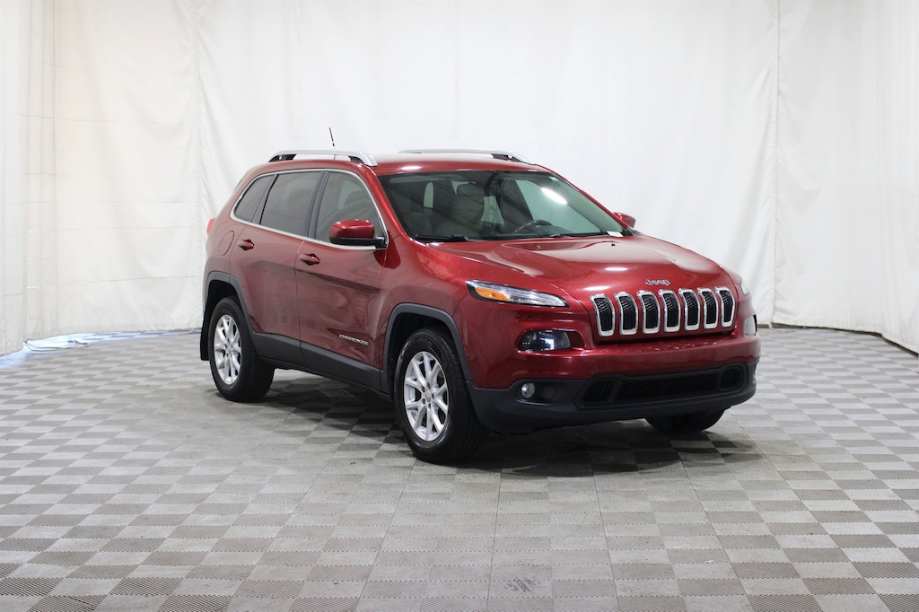 Used 2015 Jeep Cherokee Latitude SUV