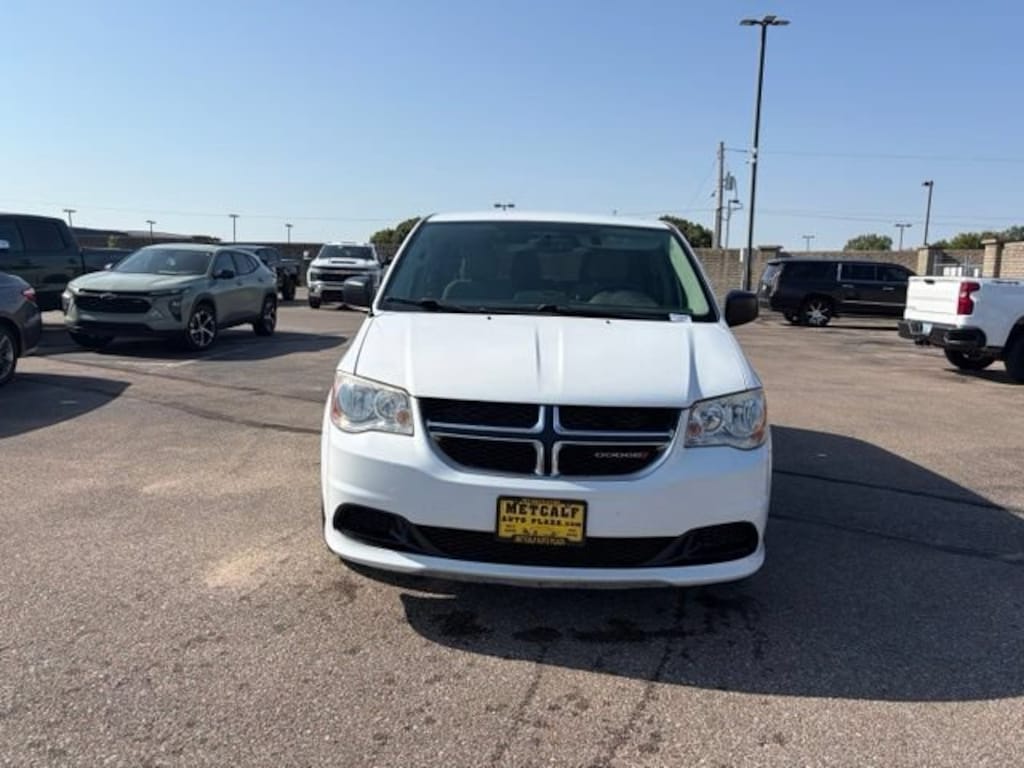 Used 2017 Dodge Grand Caravan SE Van