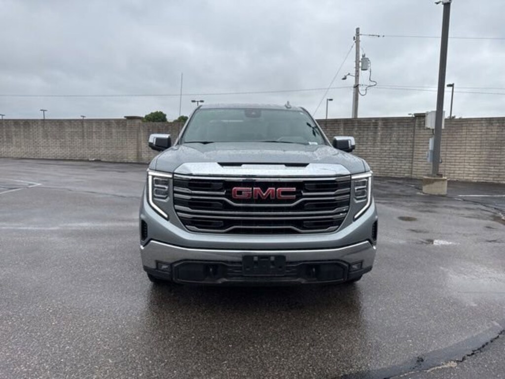 Used 2025 GMC Sierra 1500 SLT Truck Crew Cab