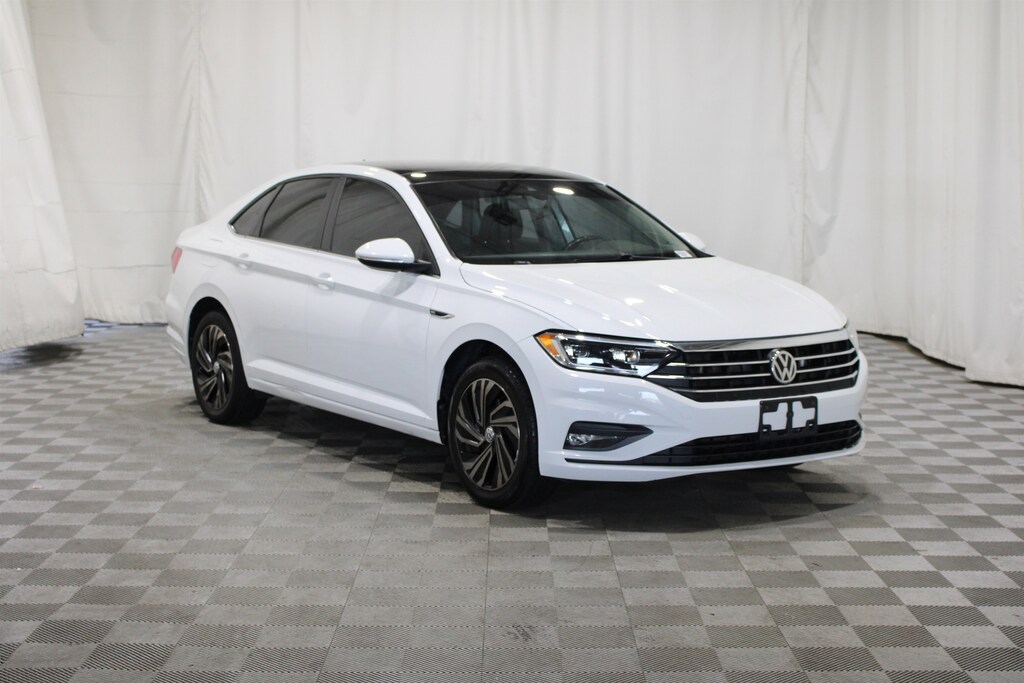 Used 2019 Volkswagen Jetta SEL Premium Sedan