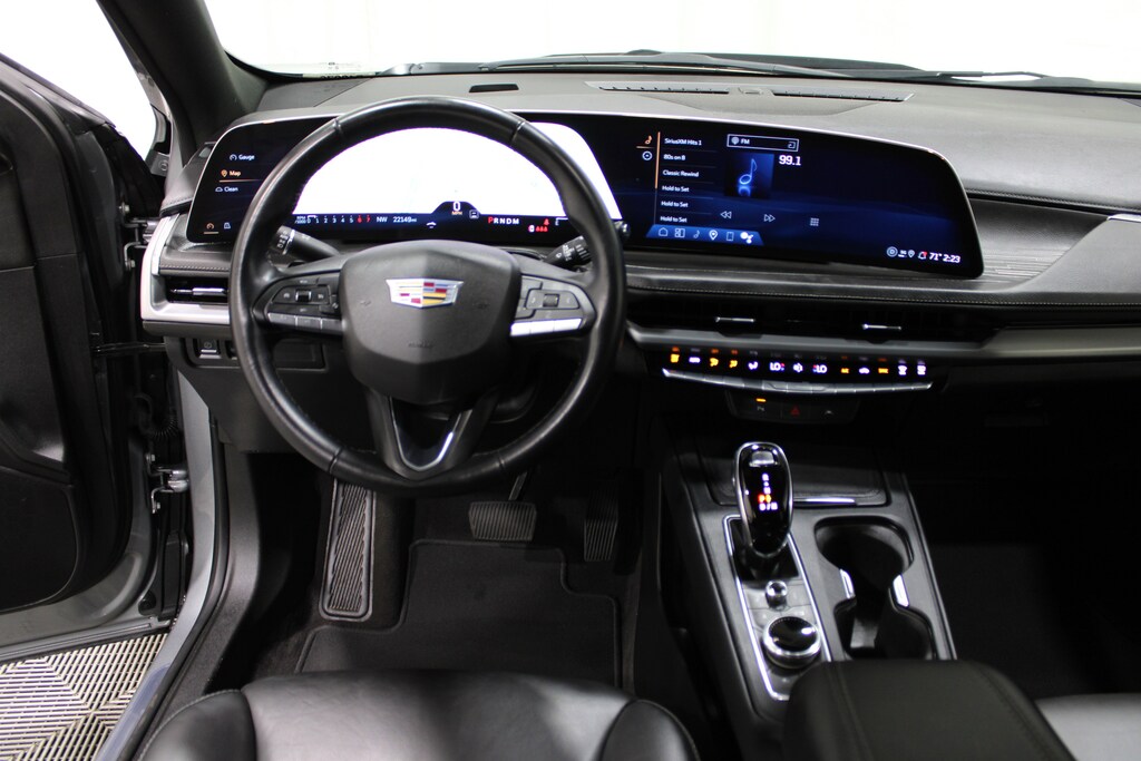 Certified 2025 Cadillac XT4 FWD Premium Luxury SUV