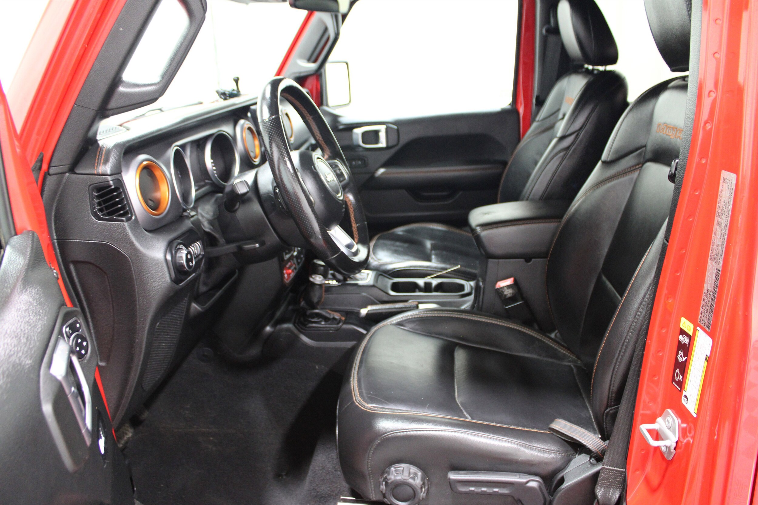2020 Jeep Gladiator Mojave photo 3