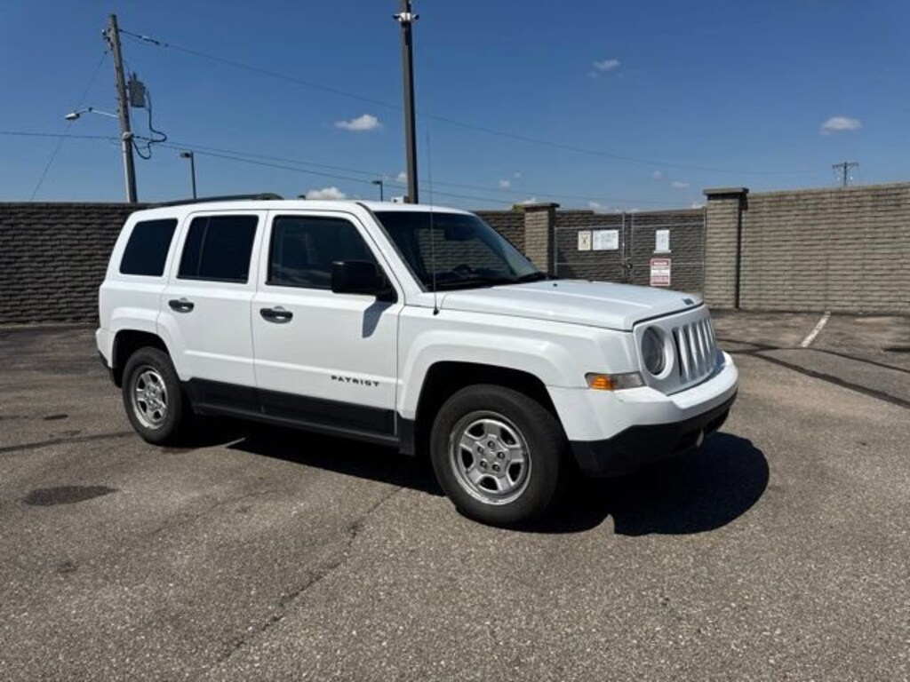 Used 2016 Jeep Patriot Sport SUV