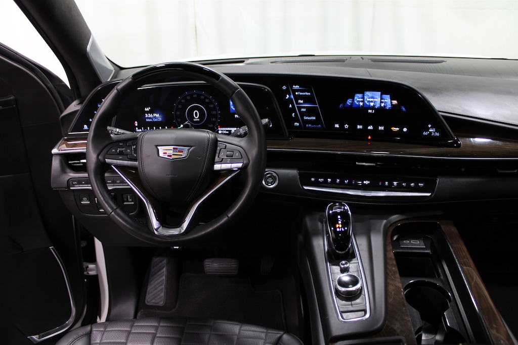 Used 2024 Cadillac Escalade 4WD Sport Platinum SUV