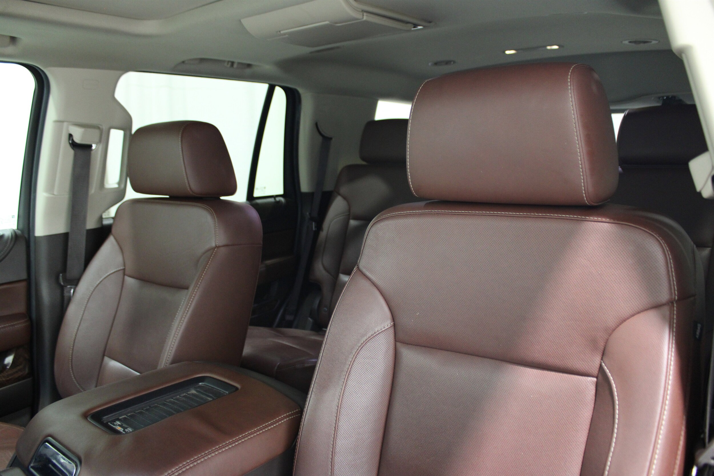 2017 Chevrolet Tahoe Premier photo 4